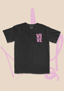 Nos Dió Vida Con Su Muerte Graphic Short Sleeve T-Shirt