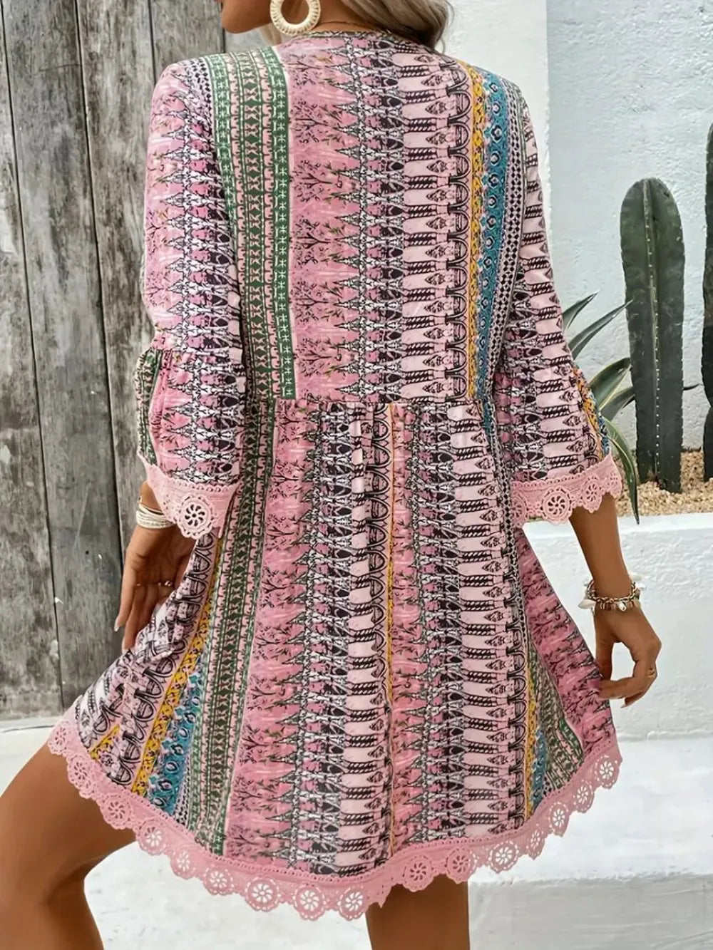 Blush Pink-Lace Trim Printed V-Neck 3/4 Sleeve Dress